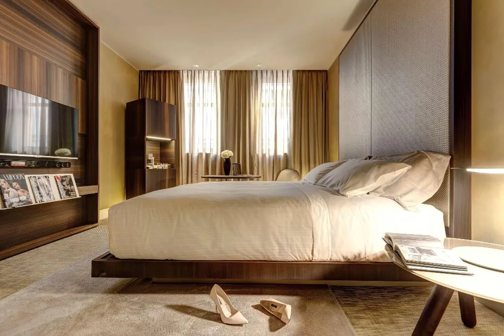 Room, Me Milan Il Duca, Milan