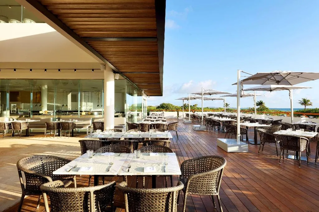 Restaurant, Grand Palladium Select Costa Mujeres - All Inclusi, Cancun Area
