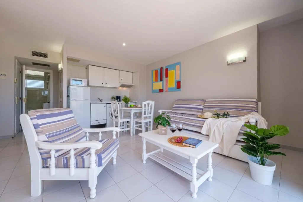 APARTMENT ONE BEDROOM Room, Estival Park Apartments, Costa Brava