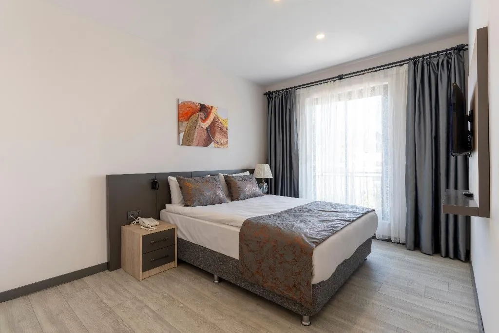 SUITE ONE BEDROOM ONE BATHROOM Room, Irenic Hotel, Antalya