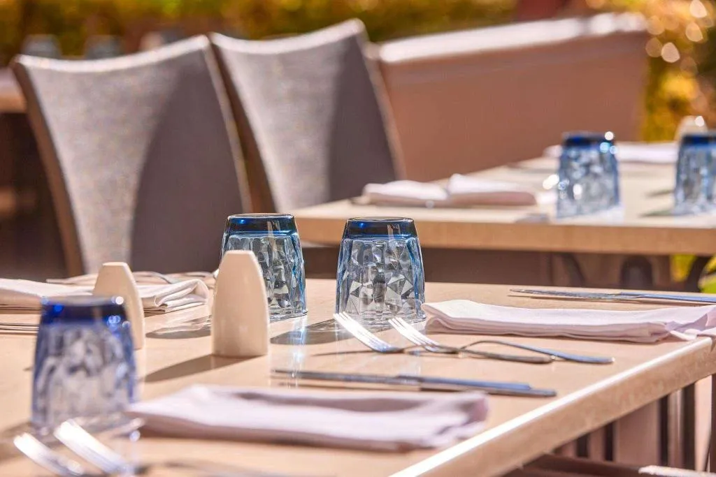 Restaurant, Zafiro Palmanova, Majorca