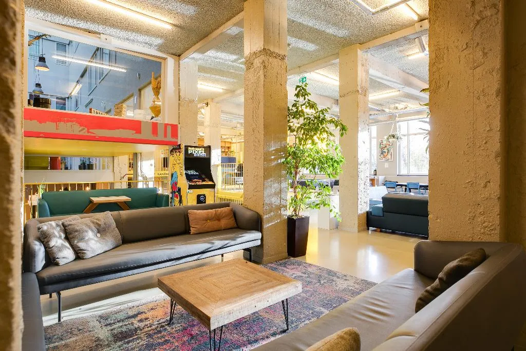 Lobby, ClinkNoord Hostel, Amsterdam