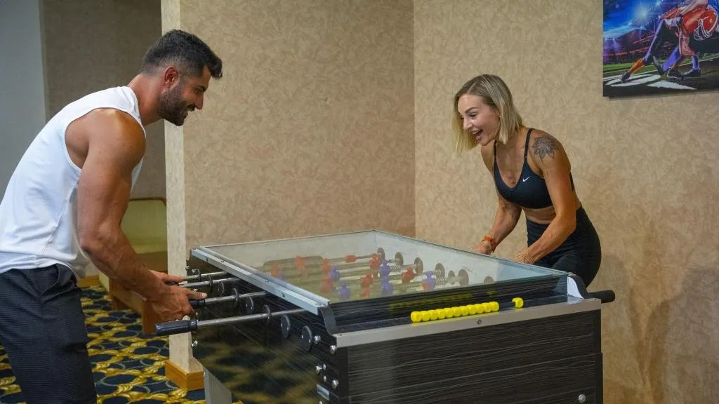 Sports and Entertainment, Azka, Bodrum