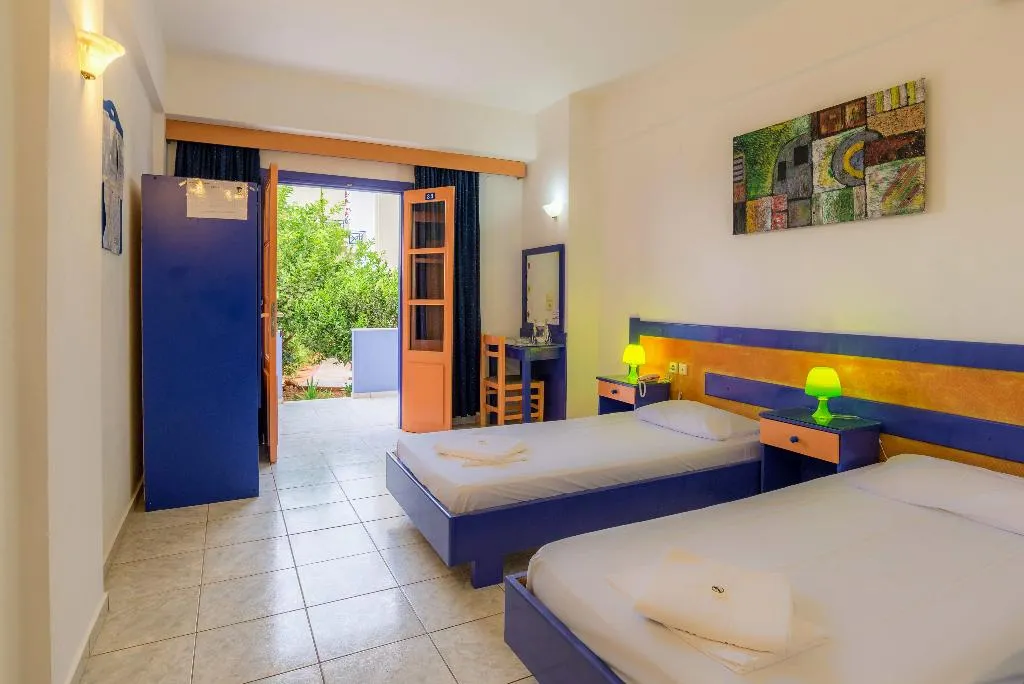 STUDIO CAPACITY 3 Room, Eltina Apartments, Crete