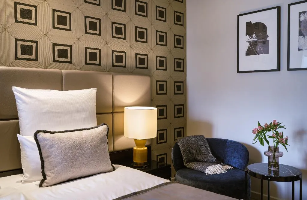 JUNIOR SUITE CAPACITY 1 Room, The Posthouse Berlin – Leonardo Limited Edition, Berlin