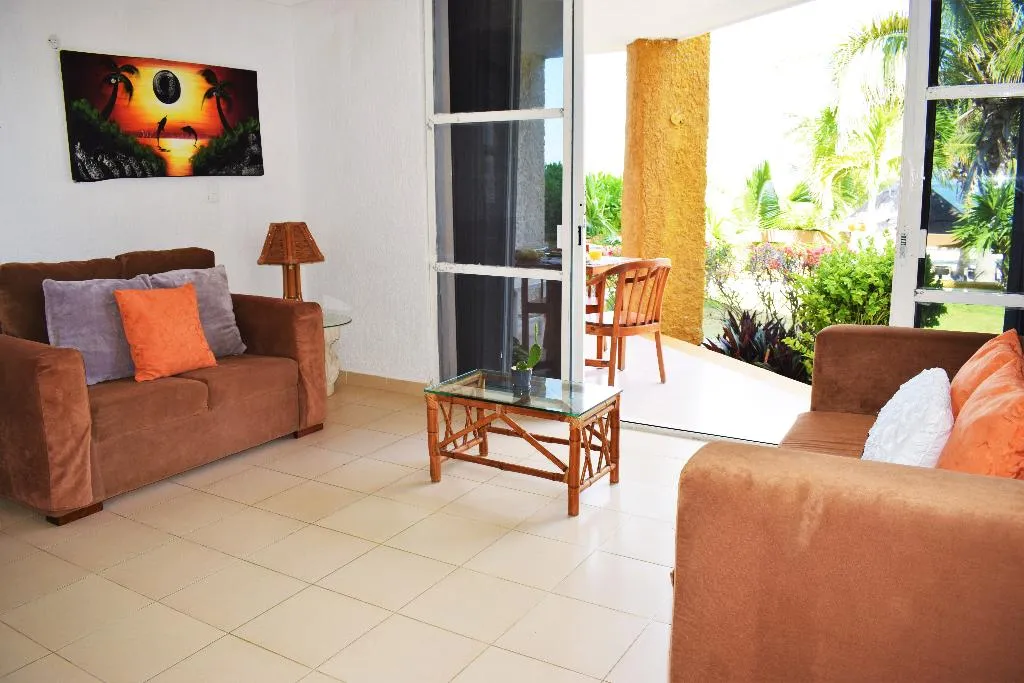 SUITE OCEAN FRONT Room, Arrecifes Suites, Cancun Area