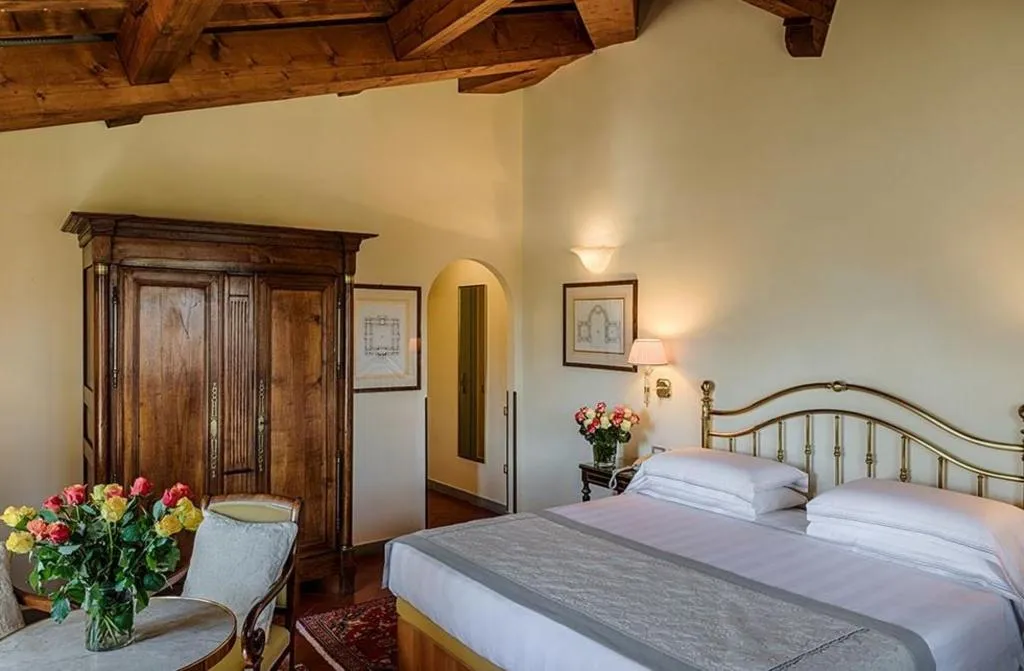 Room, Villa Olmi Firenze, Florence