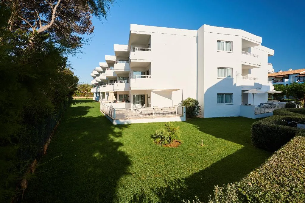 General view, Hipotels Apartamentos Cala Bona, Majorca
