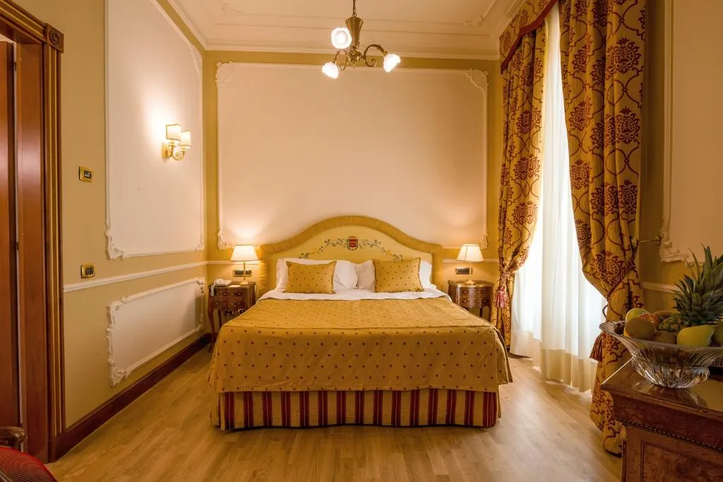 JUNIOR SUITE STANDARD Room, Grand Hotel Wagner, Palermo