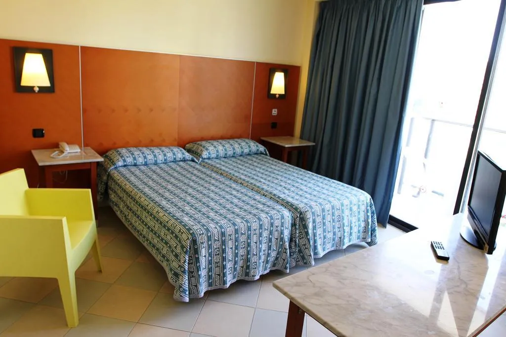 DOUBLE STANDARD Room, Port Fiesta Park, Costa Blanca