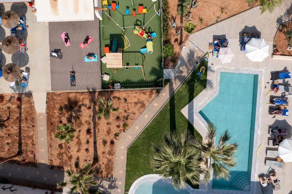 Pool, Malia Bay Beach Hotel & Bungalows, Crete