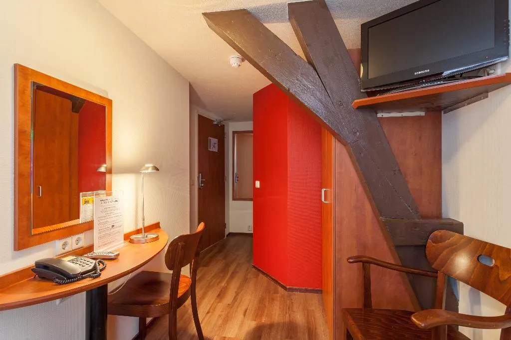 TRIPLE STANDARD Room, A-train, Amsterdam