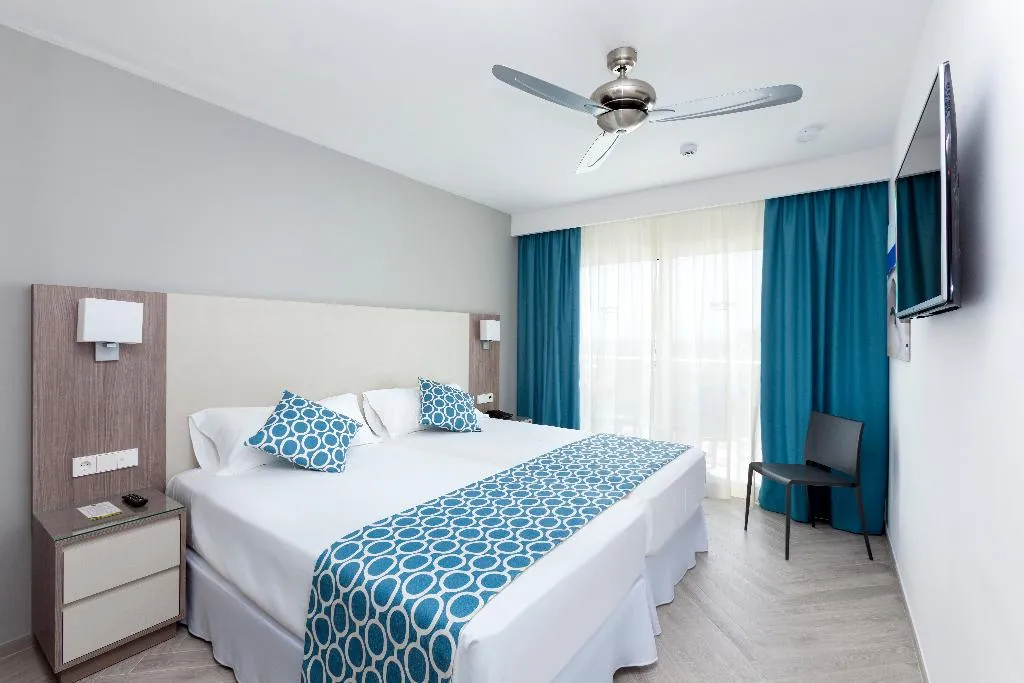 FAMILY ROOM CLASSIC Room, Hotel Riu Papayas - All Inclusive, Gran Canaria