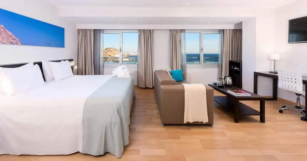 DOUBLE PREMIUM Room, Hotel Alicante Gran Sol Affiliated by Melia, Costa Blanca