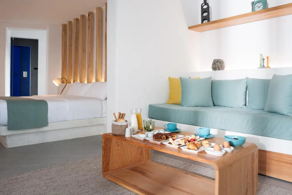 SUITE GRAND Room, Avatar Suites, Santorini
