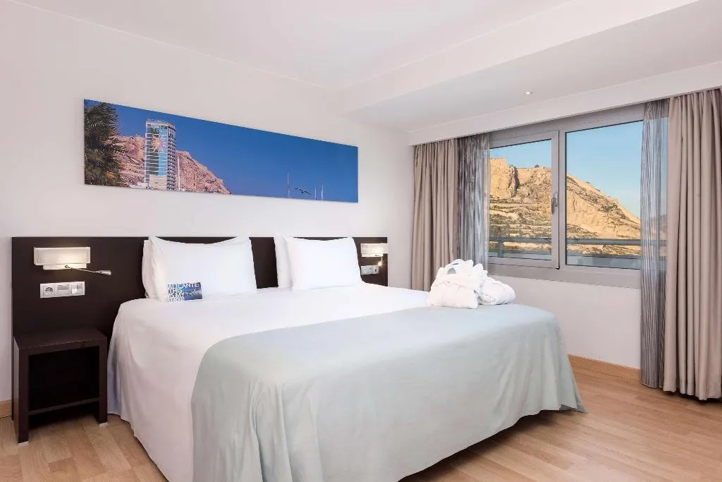 Room, Hotel Alicante Gran Sol Affiliated by Melia, Costa Blanca