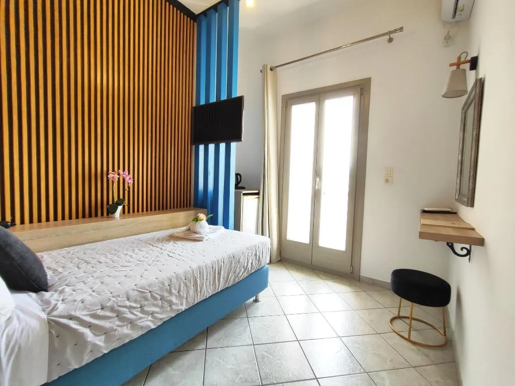 Room, Nemesis, Santorini