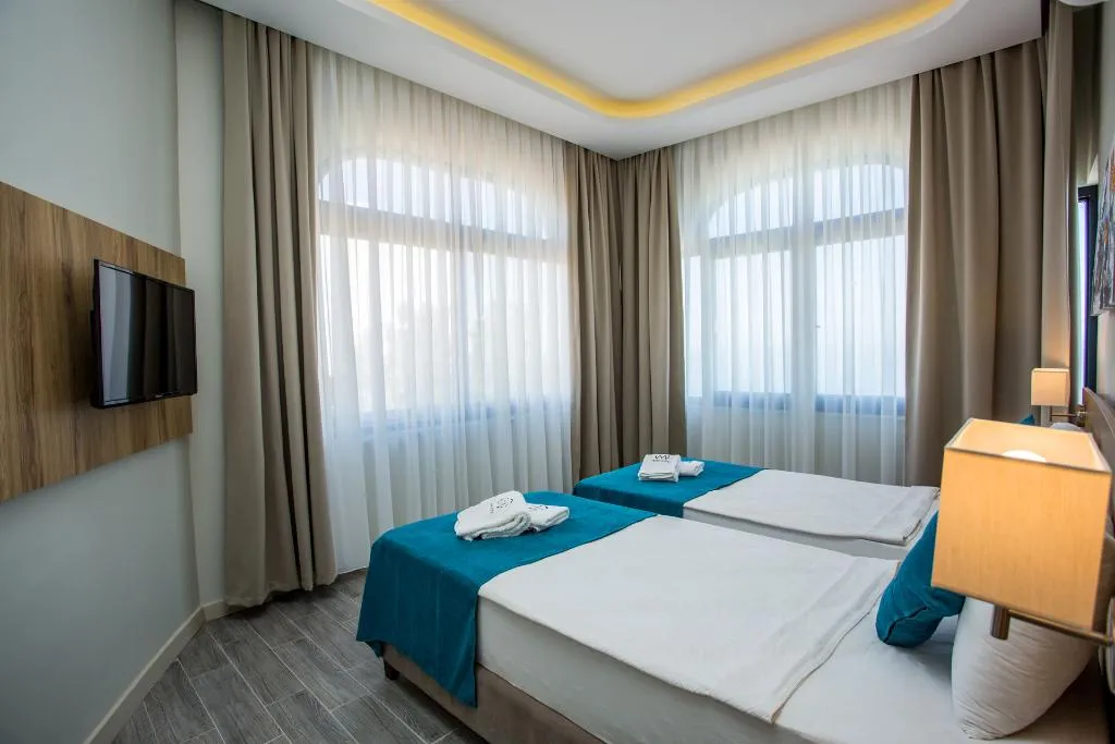 FAMILY ROOM STANDARD Room, Martı Beach Hotel, Izmir