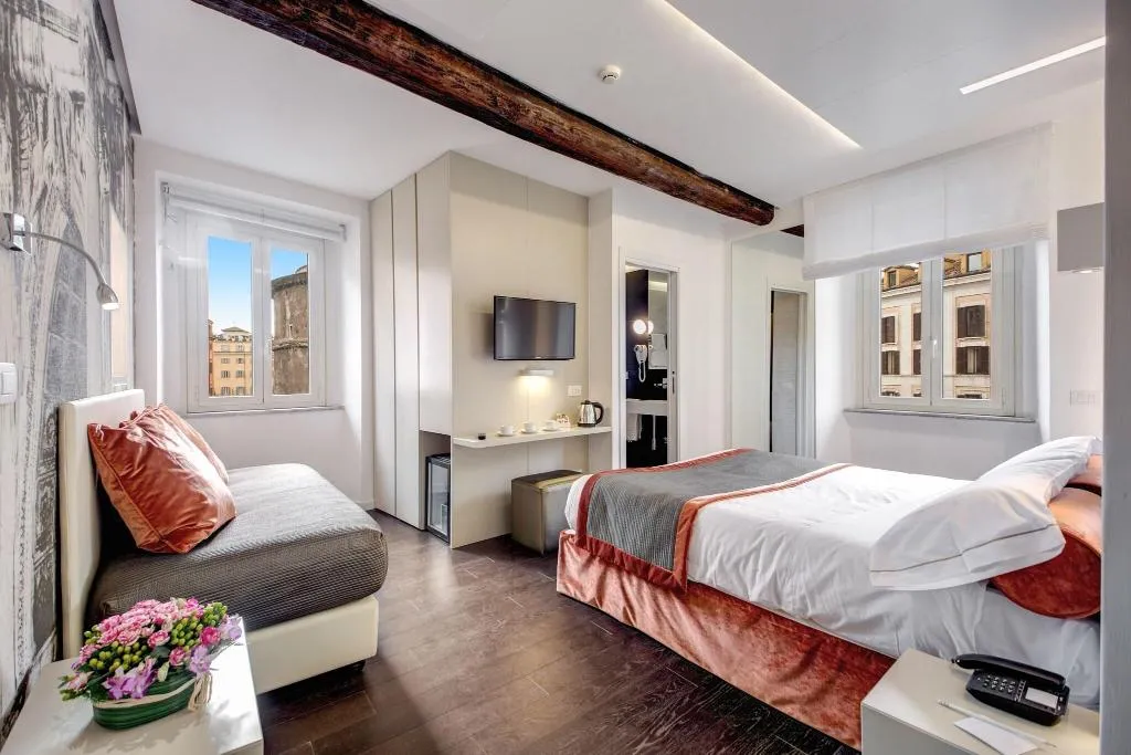 Room WITH VIEWS Room, Albergo Abruzzi, Rome