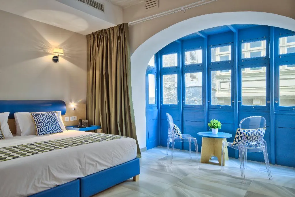 SUITE SUPERIOR CITY VIEW Room, The British Suites, Malta