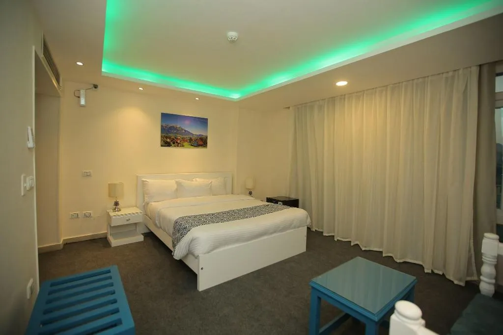 Room, Turquoise Pyramids Hotel, Cairo