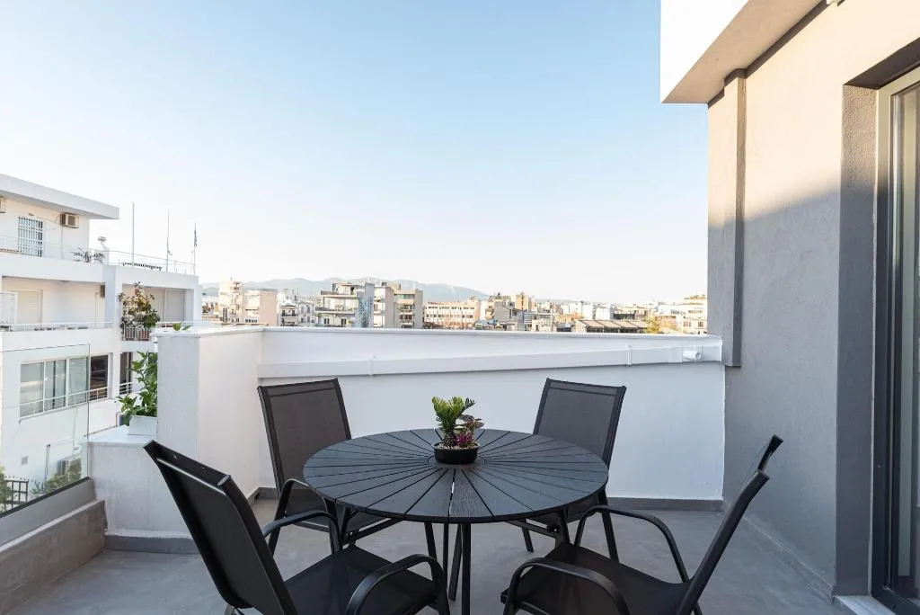 Room, Athenian Spirit, Athens
