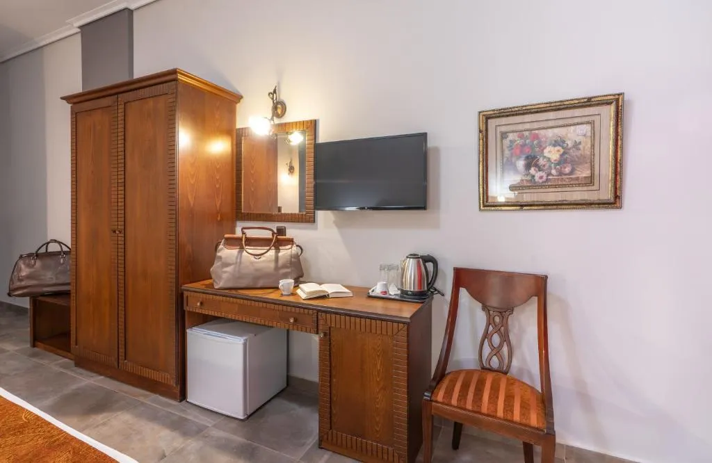DOUBLE CITY VIEW Room, Paralia Beach Boutique Hotel, Thessaloniki