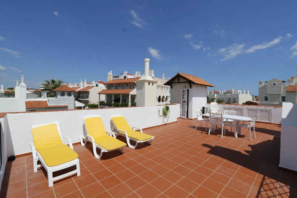APARTMENT TWO BEDROOMS Room, Apartamentos The Old Village by Village 4u, Algarve