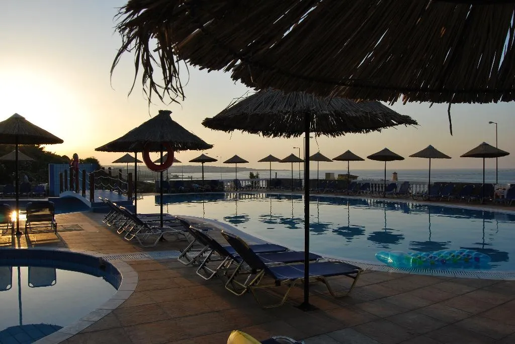 Pool, Mediterraneo Hotel, Crete