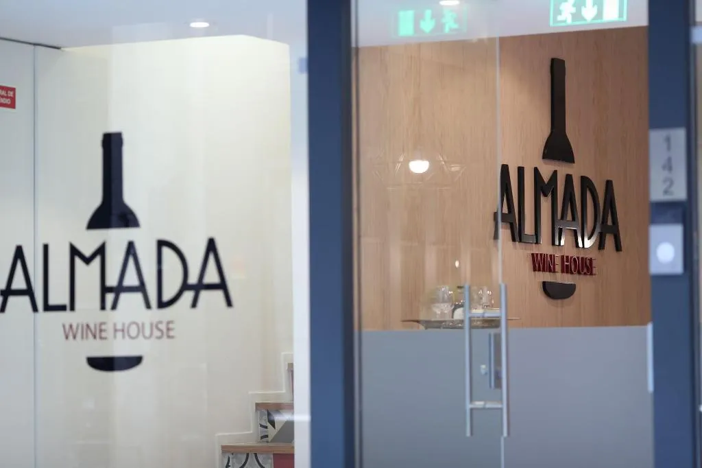 Lobby, Almada Wine House, Porto