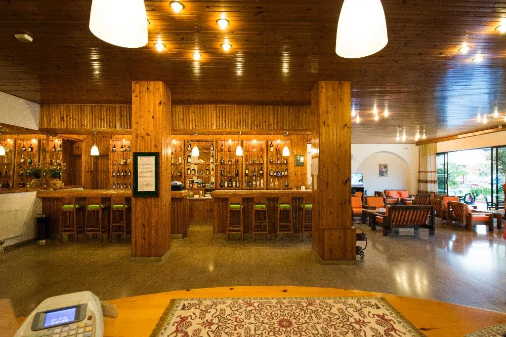 Lobby, International, Kos