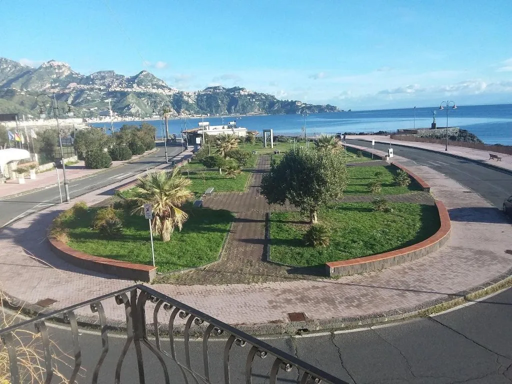 Room, Orpheus, Taormina