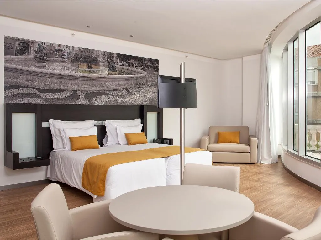 Double or Twin EXECUTIVE Room, Jupiter Lisboa Hotel – Rooftop & Spa, Lisbon
