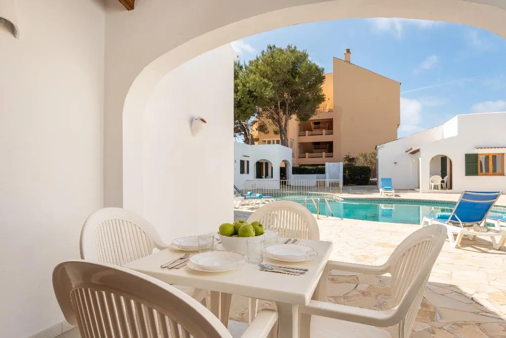 APARTMENT ONE BEDROOM ONE BATHROOM Room, Casas Menorquinas, Menorca