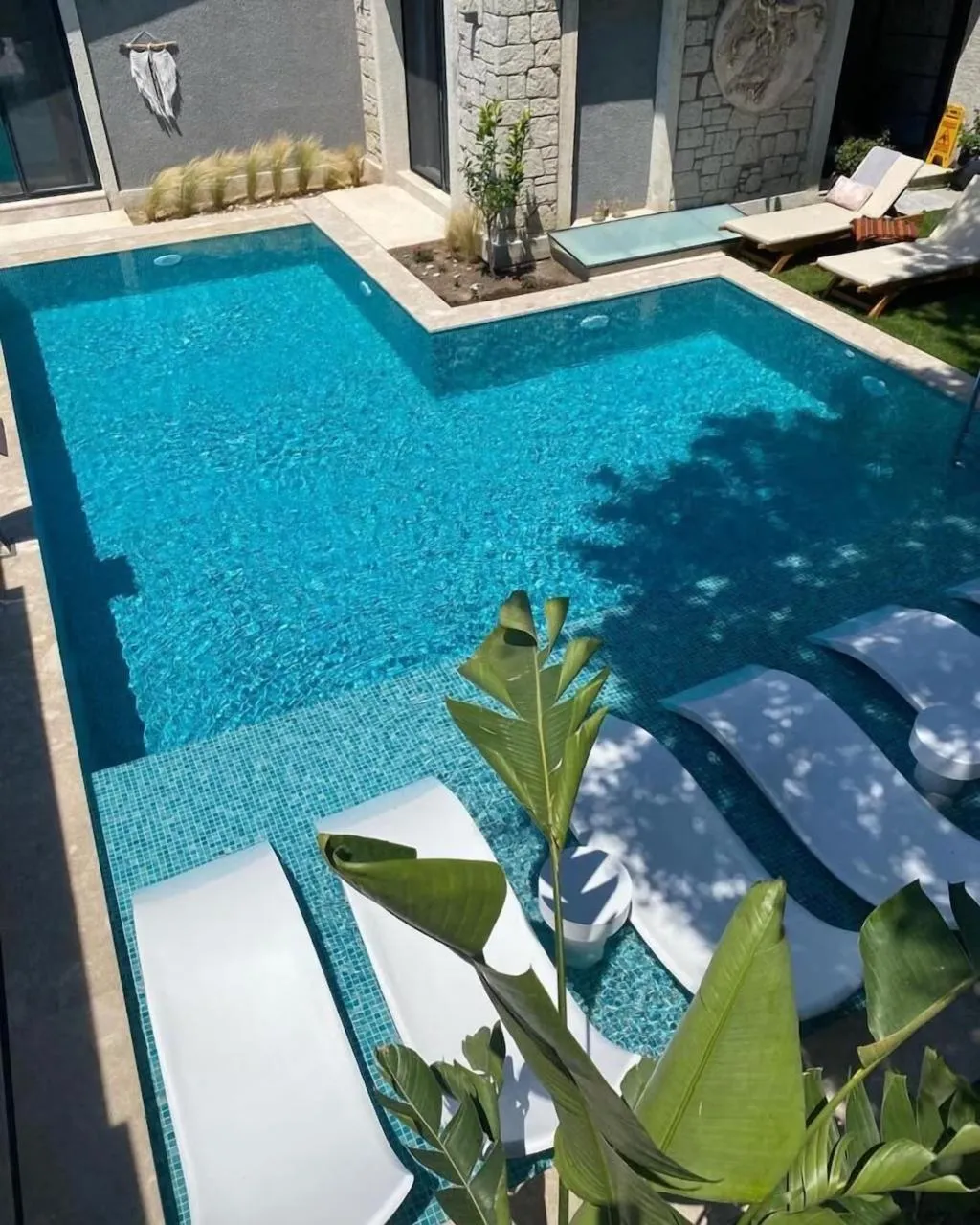 Pool, Chloe  Alaçatı, Izmir