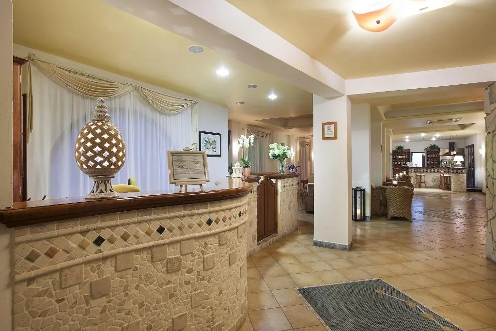 Lobby, Orsa Maggiore, Palermo