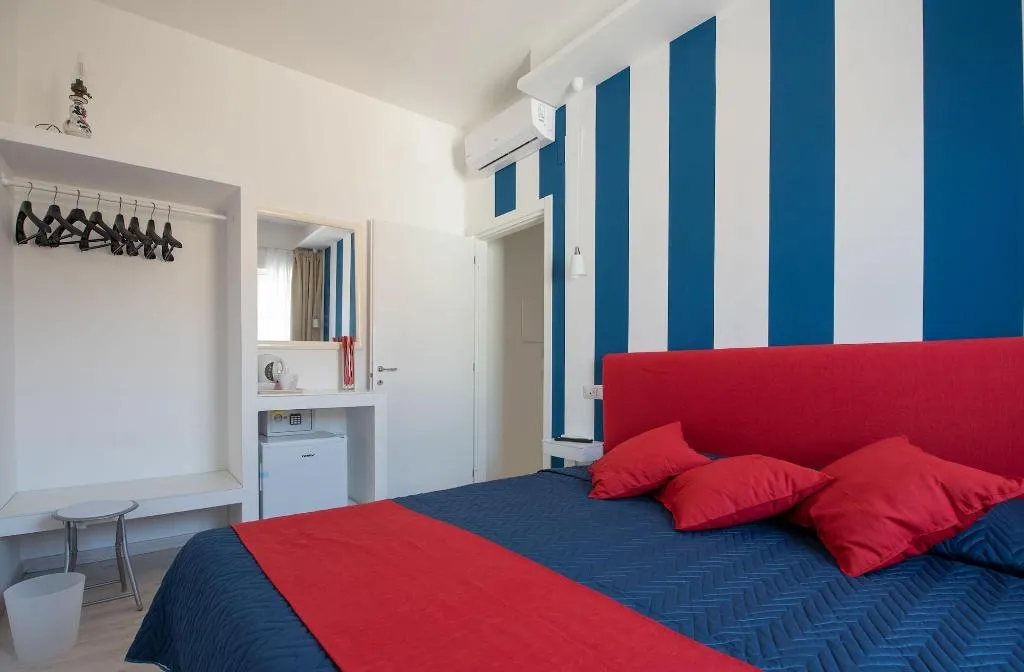 Room, Sunset Rooms, Naples