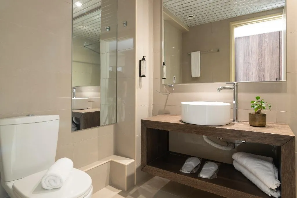 SUITE ONE BEDROOM ONE BATHROOM Room, Planos Deluxe, Zante