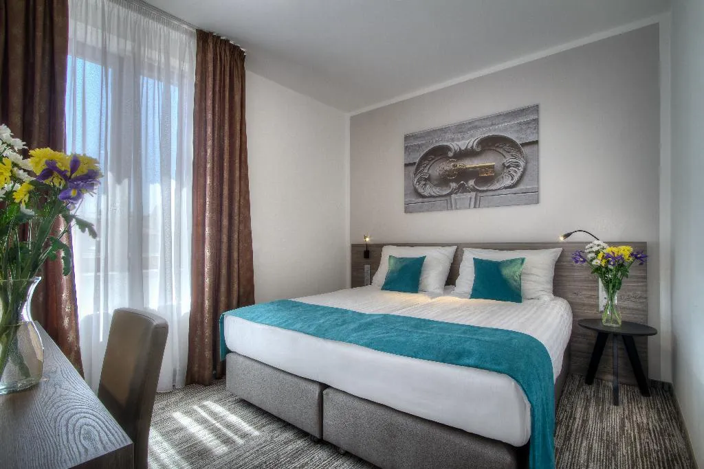 Double or Twin STANDARD Room, Hotel Pav Prague, Prague