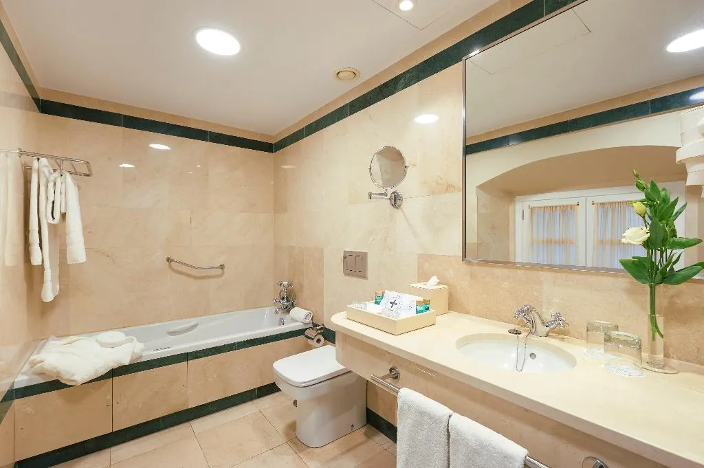 DOUBLE STANDARD Room, Las Casas de El Arenal, Seville