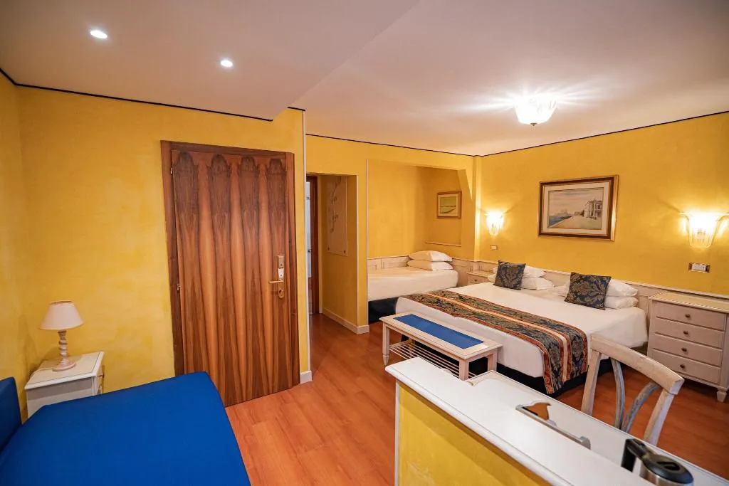 Room, Al Piave, Venice