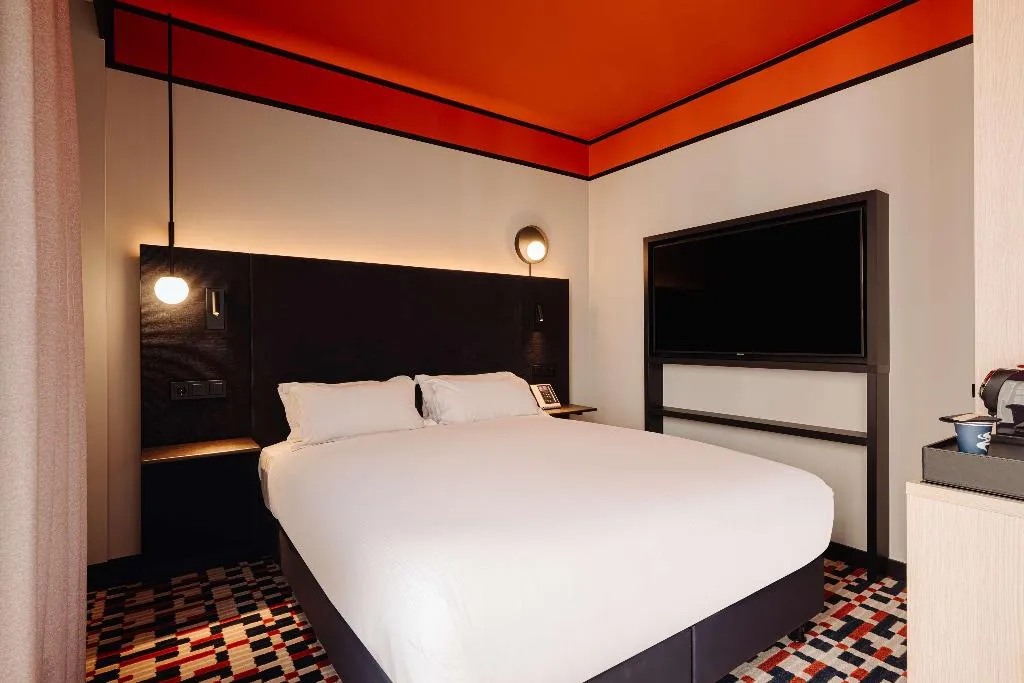 DOUBLE ONE BED Room, DoubleTree by Hilton Amsterdam Centraal Station, Amsterdam