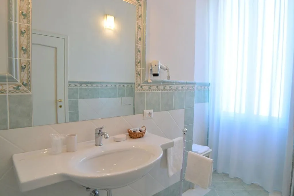 Room, Dimora Salviati, Florence