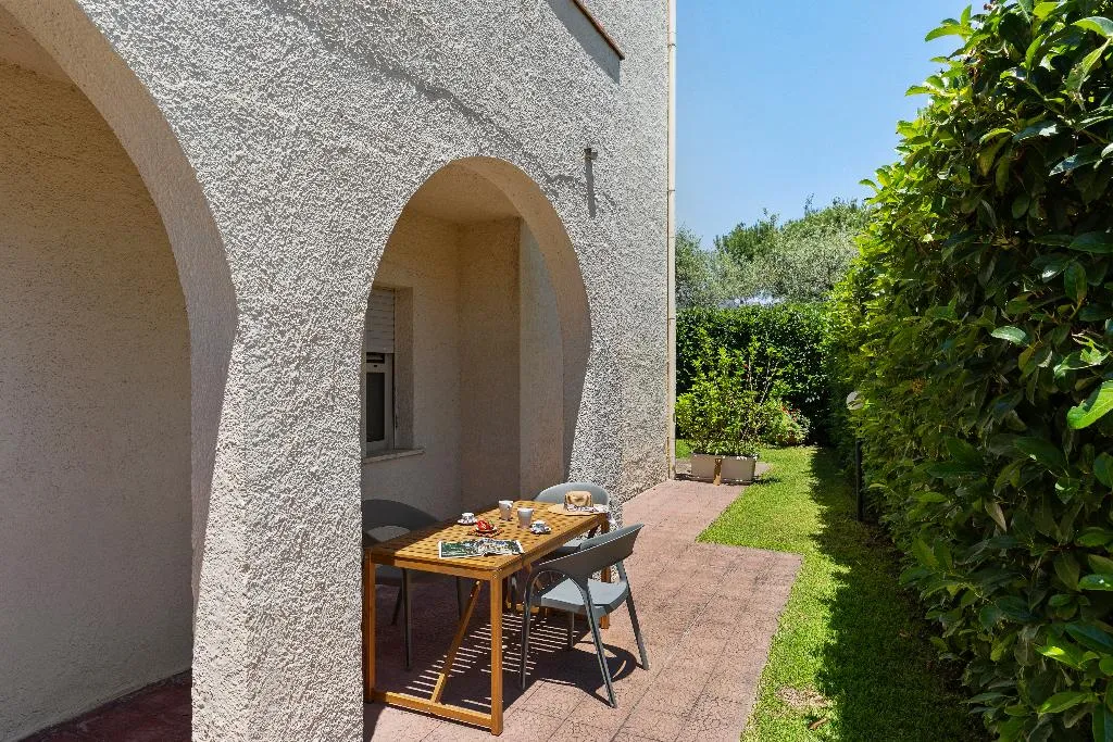 TRIPLE CAPACITY 2 Room, Villa Collina, Taormina