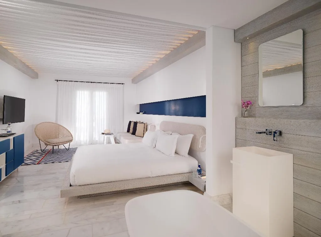 DOUBLE WITH JACUZZI Room, Mykonos Riviera Hotel & Spa, Mykonos