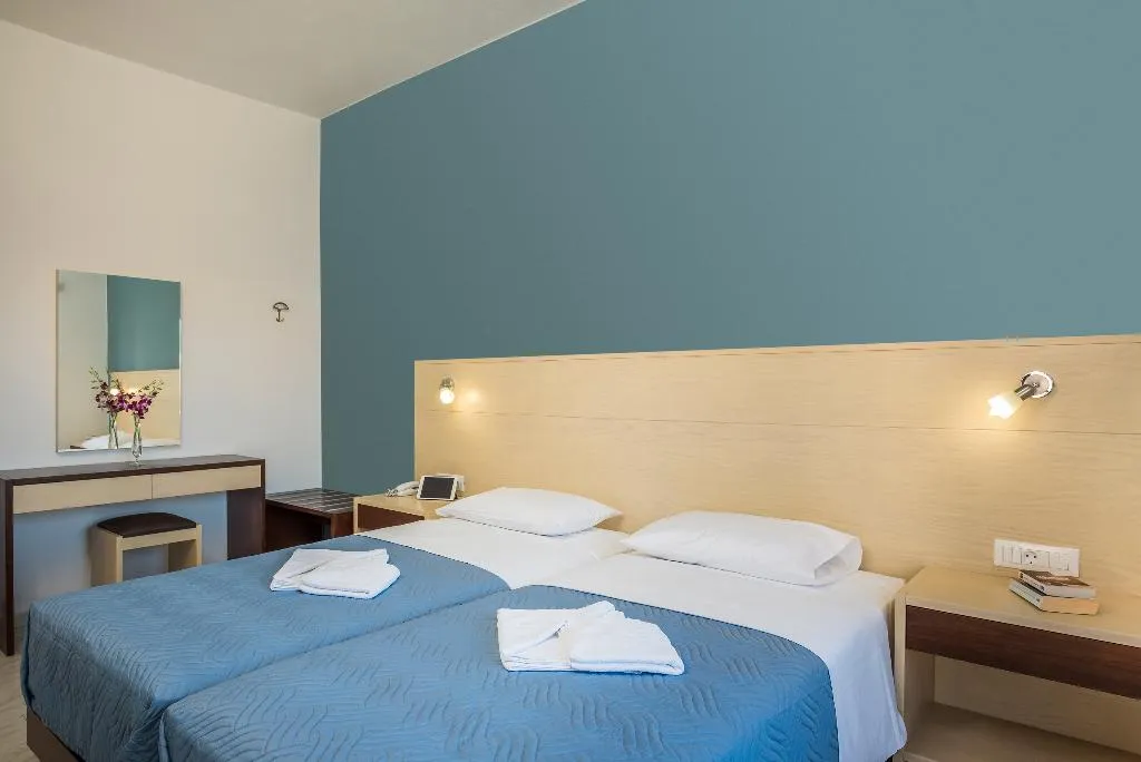 APARTMENT SUPERIOR ONE BEDROOM Room, Esplanade Apartments, Crete