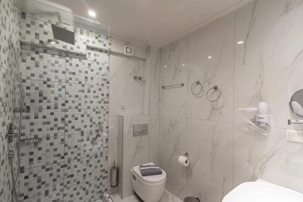 TRIPLE LUXURY Room, Sintrivanis Resort Beach, Thessaloniki
