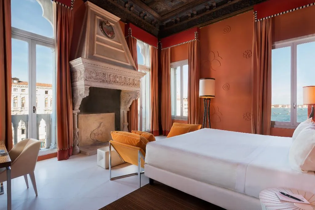 JUNIOR SUITE WITH BALCONY WITH VIEWS Room, Sina Centurion Palace, Venice