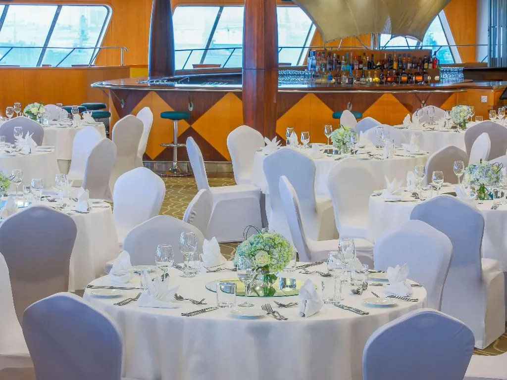 Conferences, Queen Elizabeth 2, Dubai