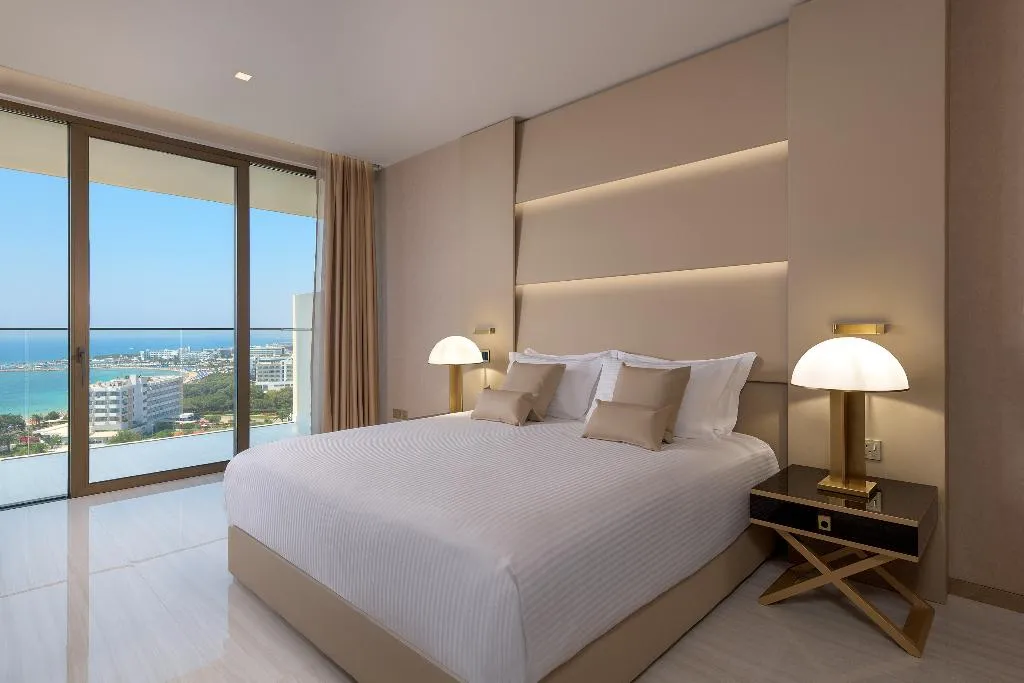 SUITE DELUXE Room, Amarande Hotel, Cyprus